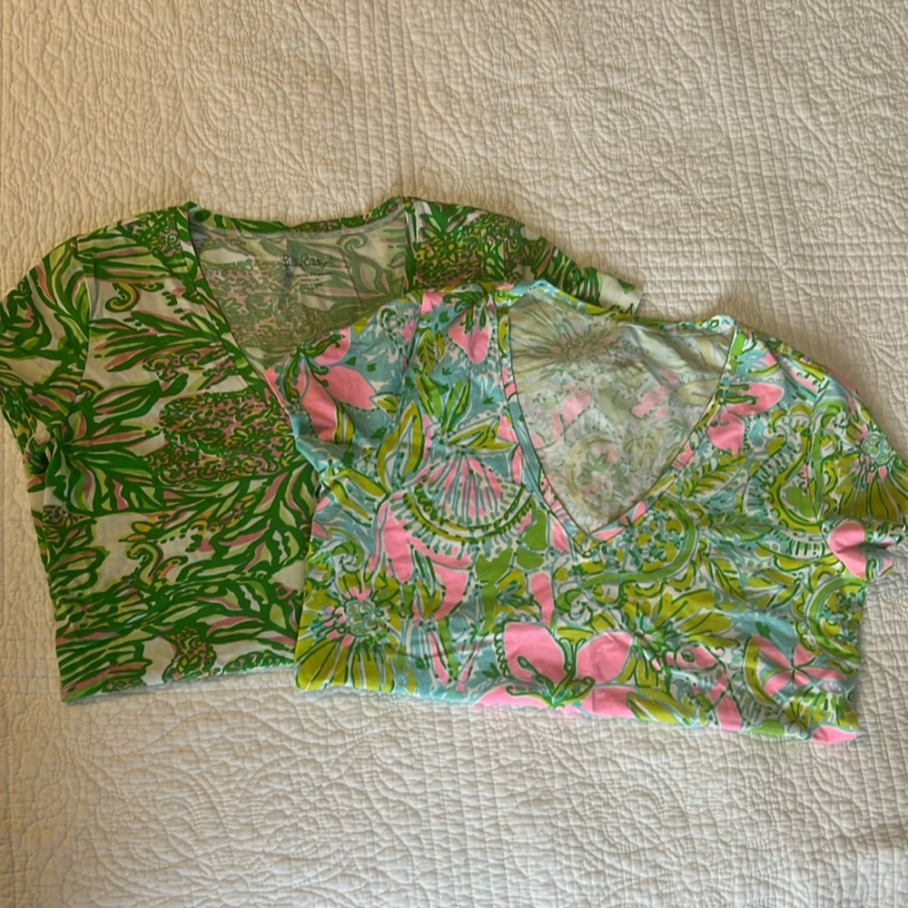2 Lilly Pulitzer Etta V-Neck TShirts